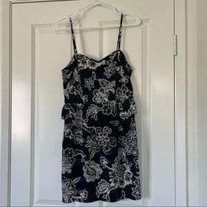 American Eagle mini dress. Beach decal.